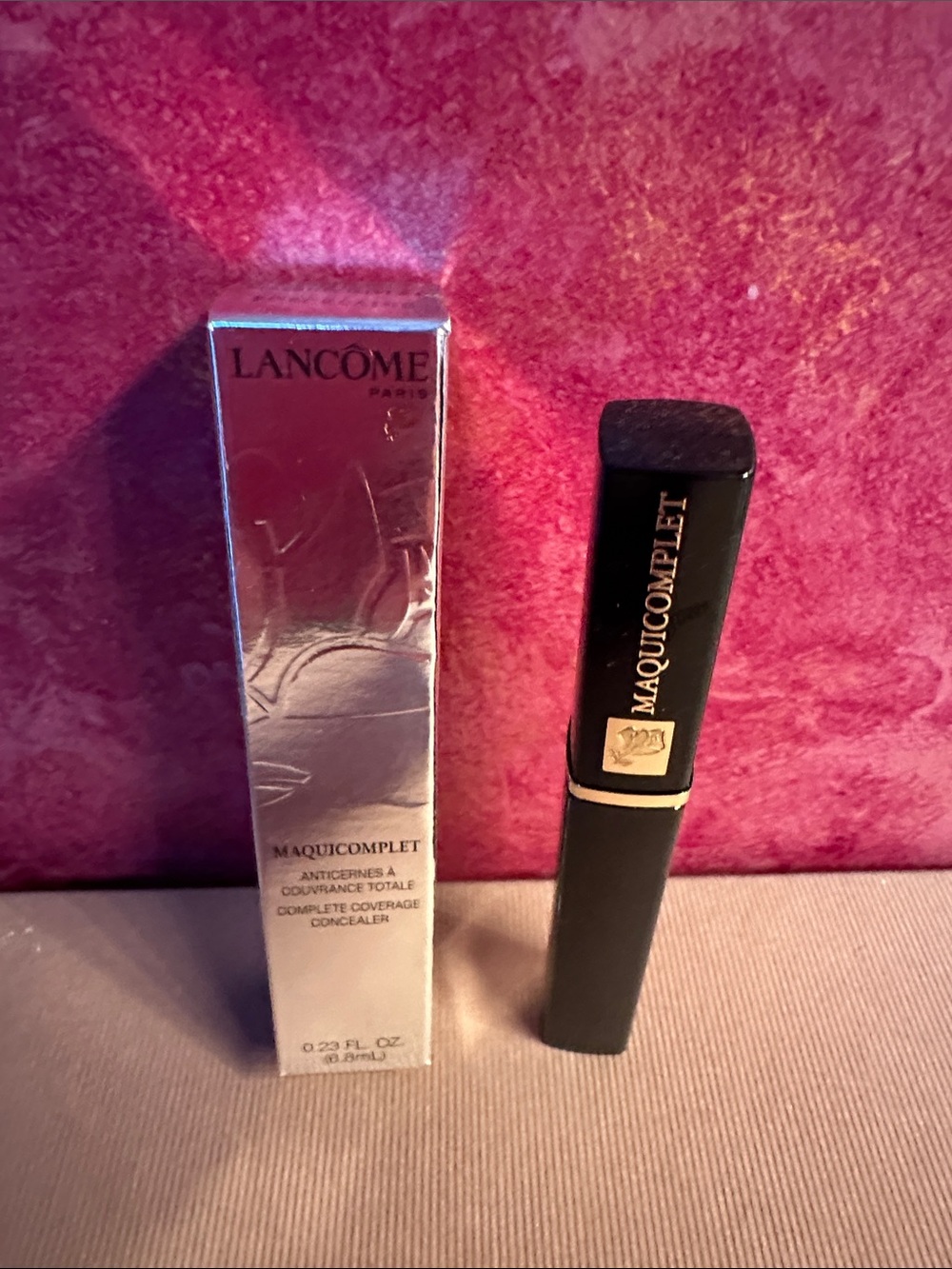 Lancôme Maquicomplet Complete Coverage Concealer - Black & Gold Packaging
